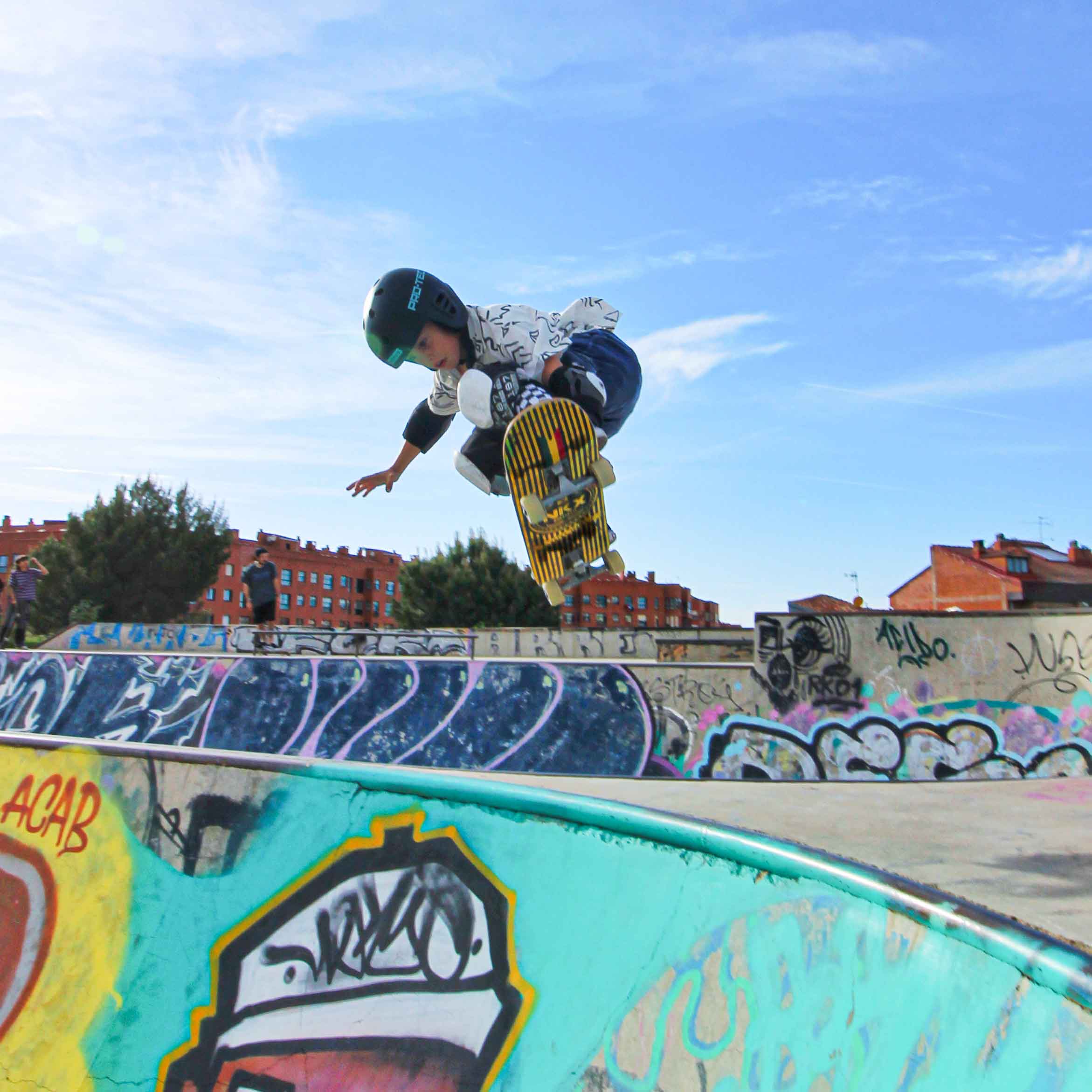 NKX Rasta Royal Skateboard