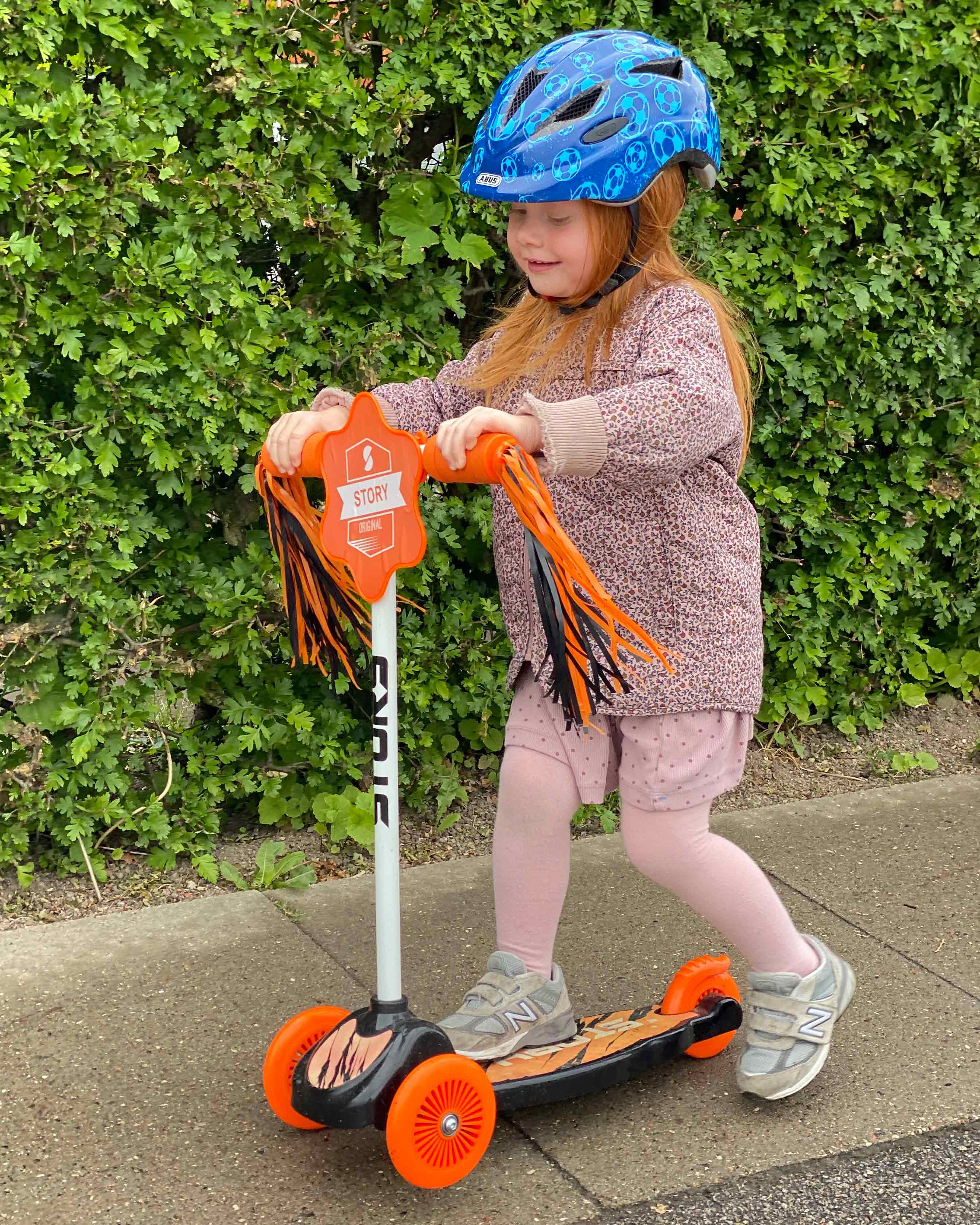 Story Turbo Jett 3 Hjul Barn Sparkcykel