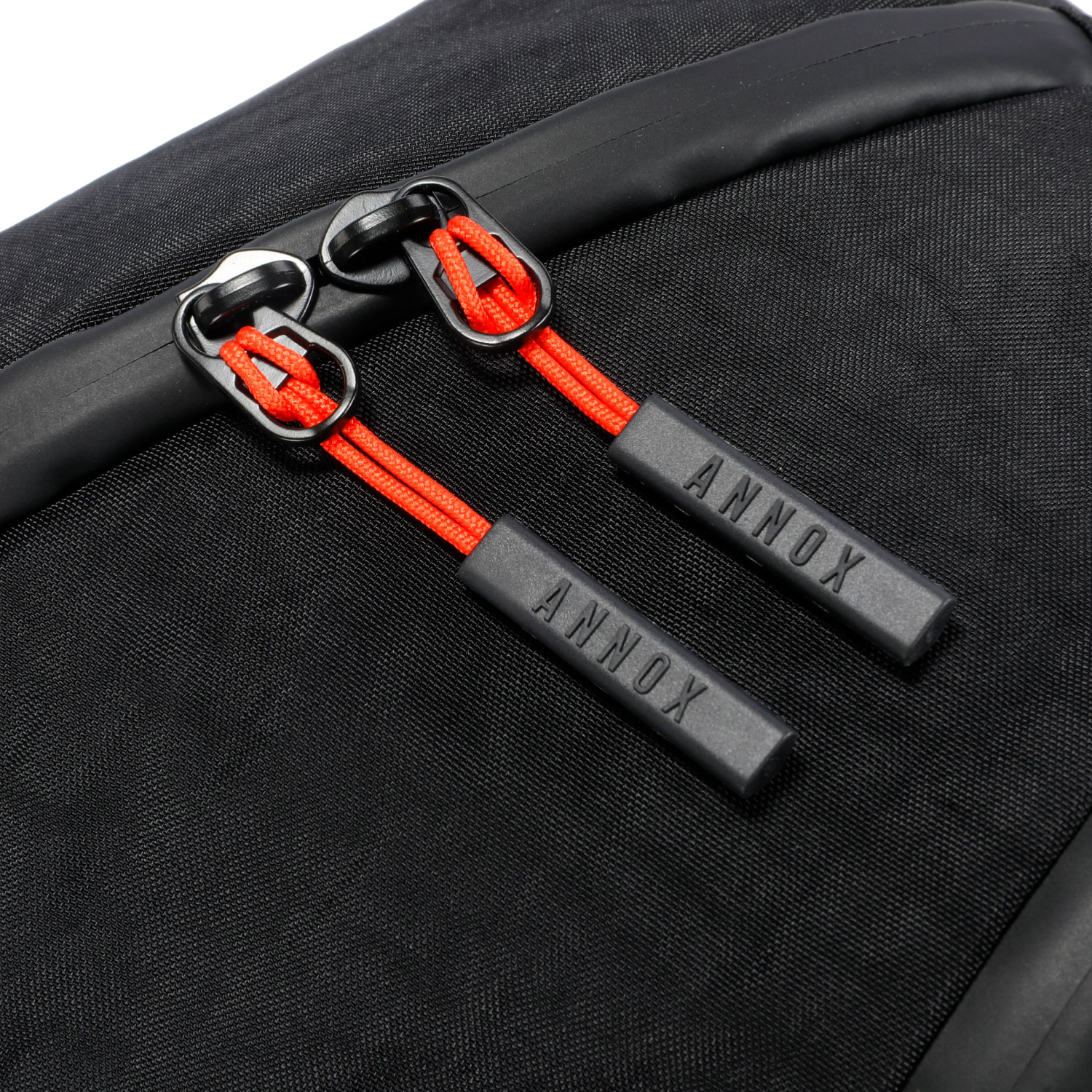 Annox Trailguard 23.5L – Vattentät Outdoor-Ryggsäck med Laptopfack (15,6”)