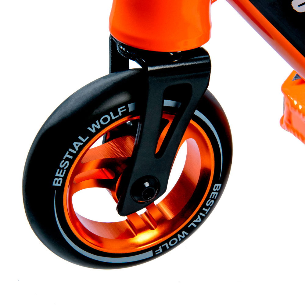 Bestial Wolf Booster B16 Trick Sparkcykel