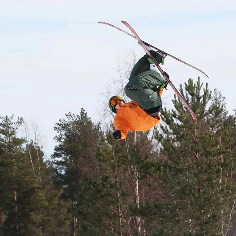 NKX Nomad Snöhjälm