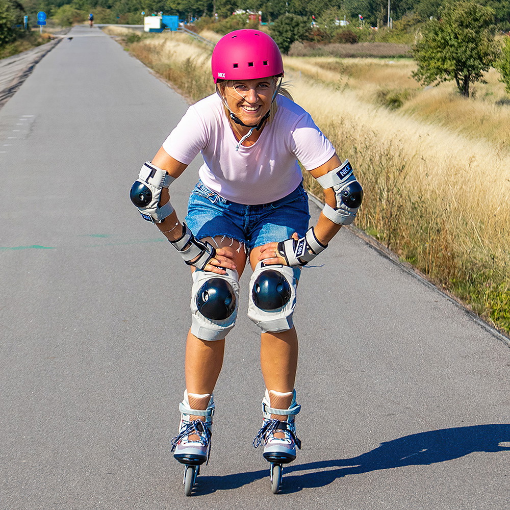 NKX Brain Saver-certifierad skateboardhjälm