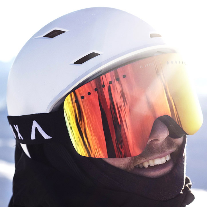 NKX Nomad Snöhjälm