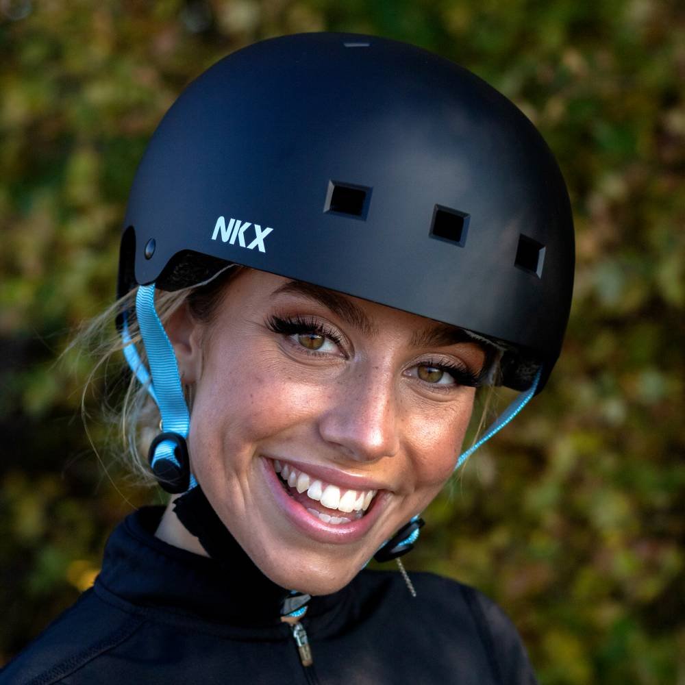 NKX Brain Saver-certifierad skateboardhjälm